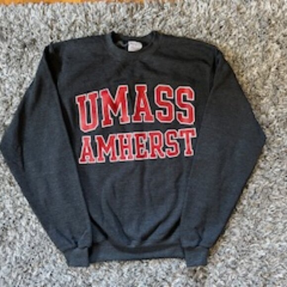 UMASS Amherst Champion Sweatshirt Size Small - NWOT - Picture 3 of 4